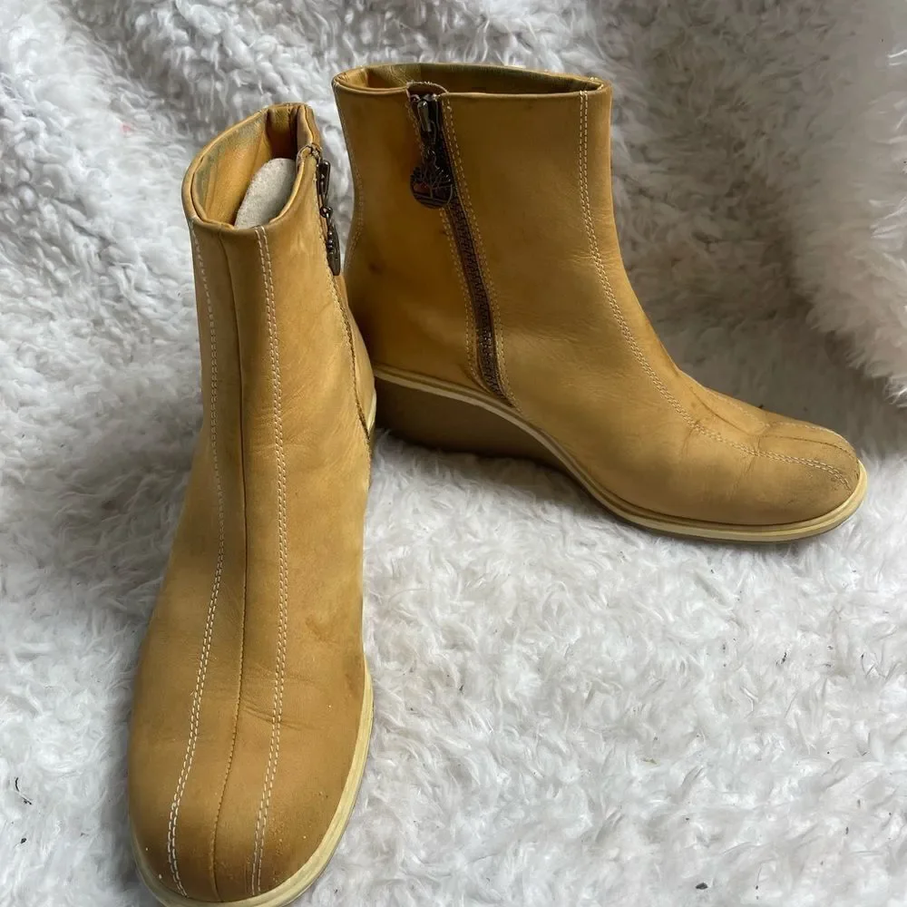 Timberland leather wheat Nubuck ankle wedge boots side zipper size 7.5M